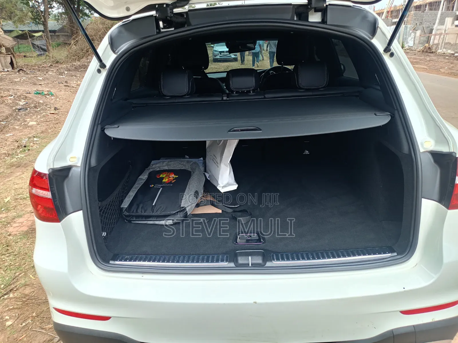 Mercedes-Benz GLC-Class GLC250 Sport Utility 4-Door (2.0L, 4cyl Turbo)