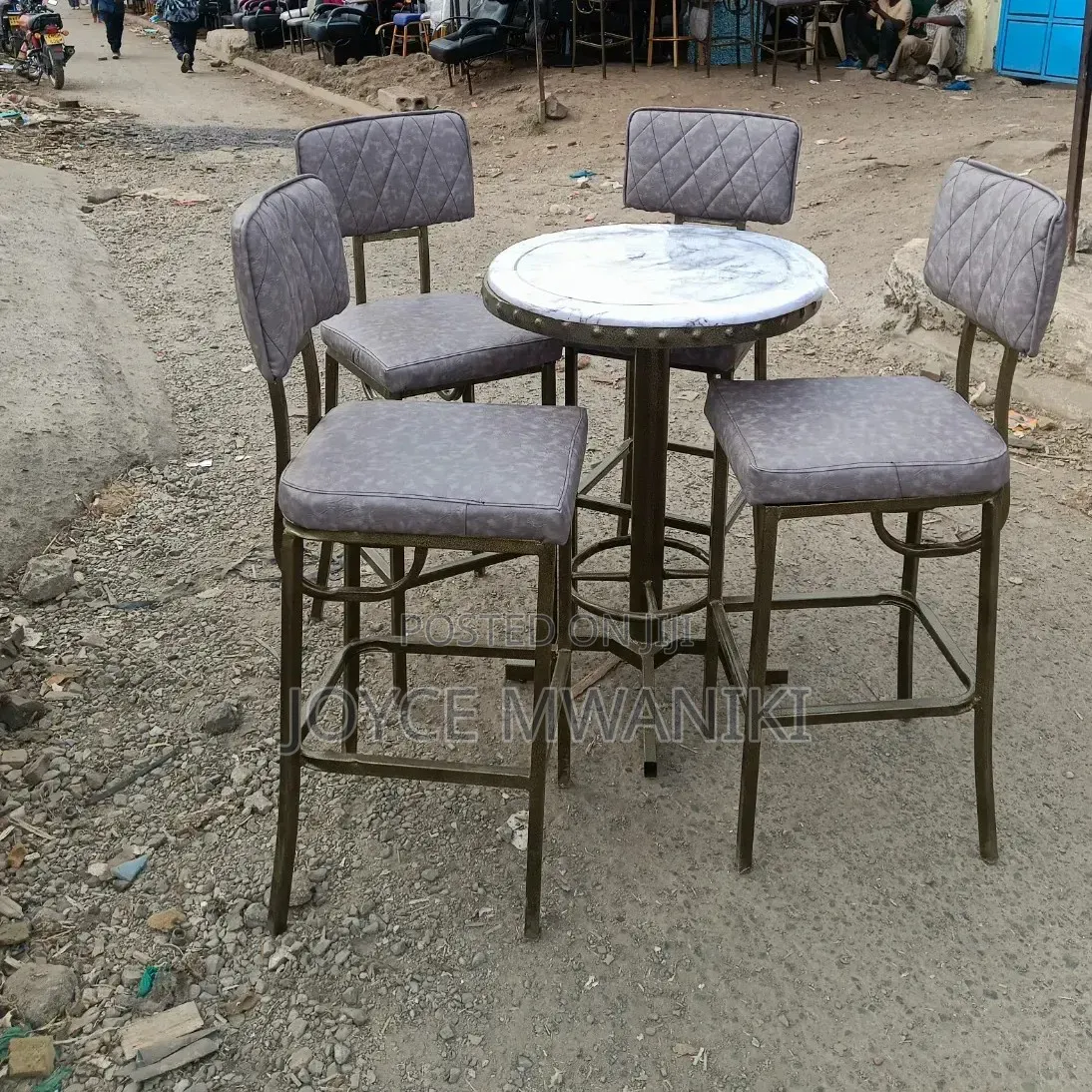 Luxury Modern Bar Chairs and Table, With Powder Coated Frame