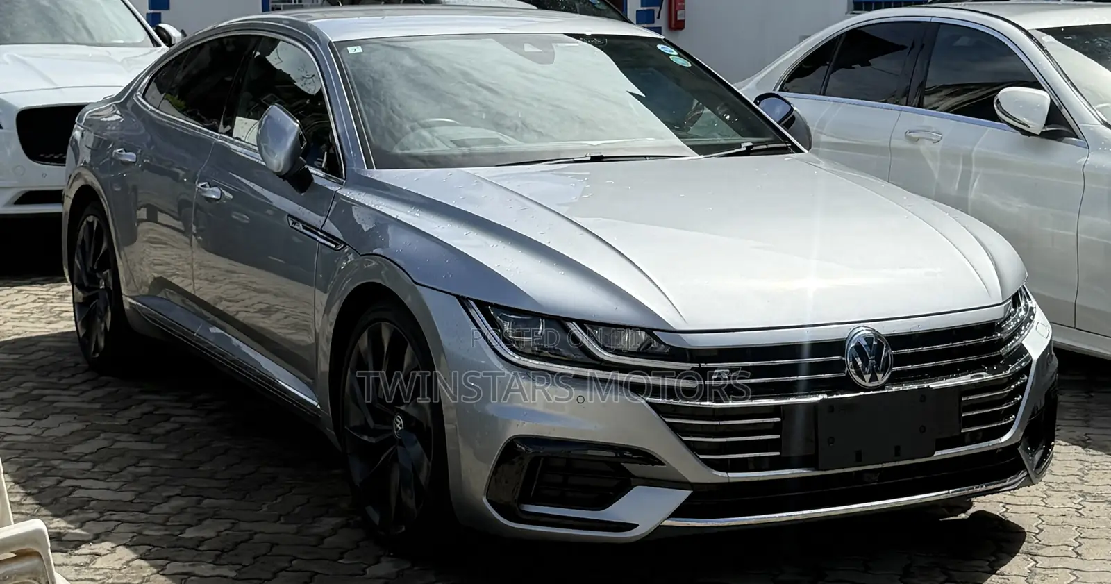 Volkswagen Arteon 2.0T SE R-Line w/20 AWD 4MOTION 2019 Gray