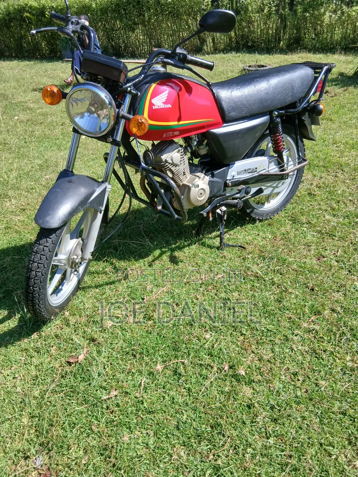 Honda 2022 Red