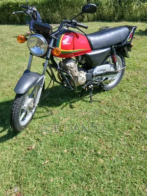 Honda 2022 Red