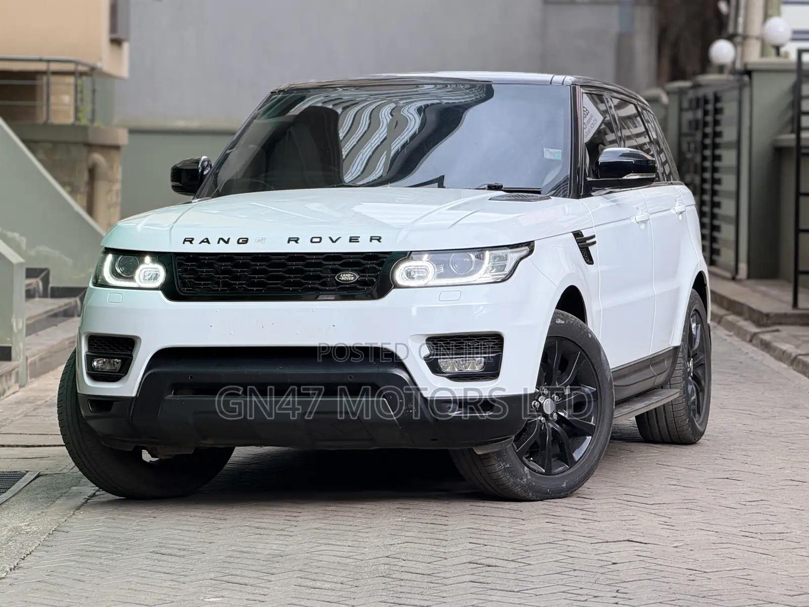 Land Rover Range Rover Sport 2014 White