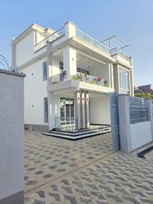 5bdrm Maisonette in Haven Estate, Kwa Kairu for sale