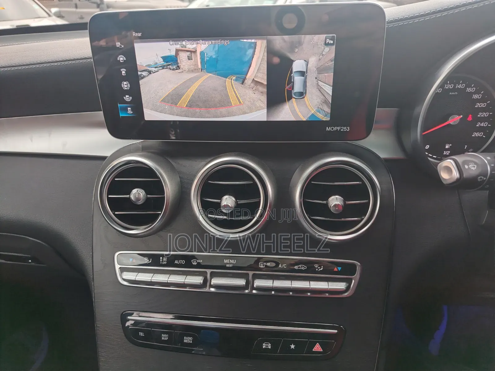 Mercedes-Benz GLC-Class 2019 White