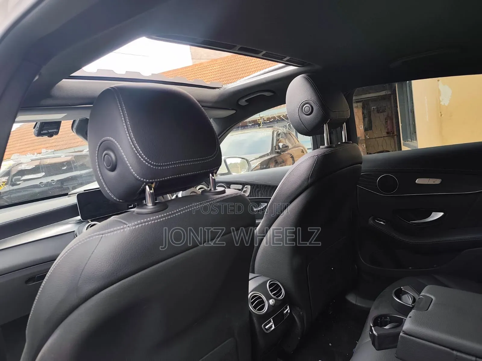Mercedes-Benz GLC-Class 2019 White