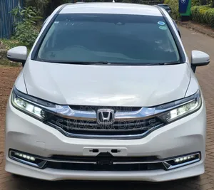 Honda Shuttle 1.5 Hybrid 2WD 2020 White