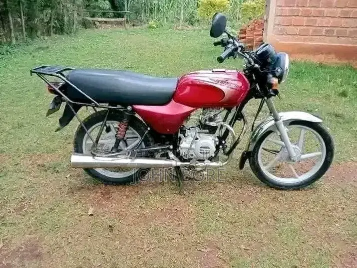 Bajaj Boxer 2026 Red