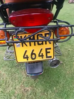 Bajaj Boxer 2026 Red