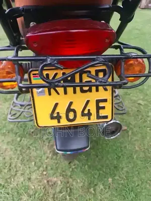 Bajaj Boxer 2026 Red