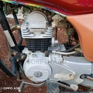 Bajaj Boxer 2024 Red