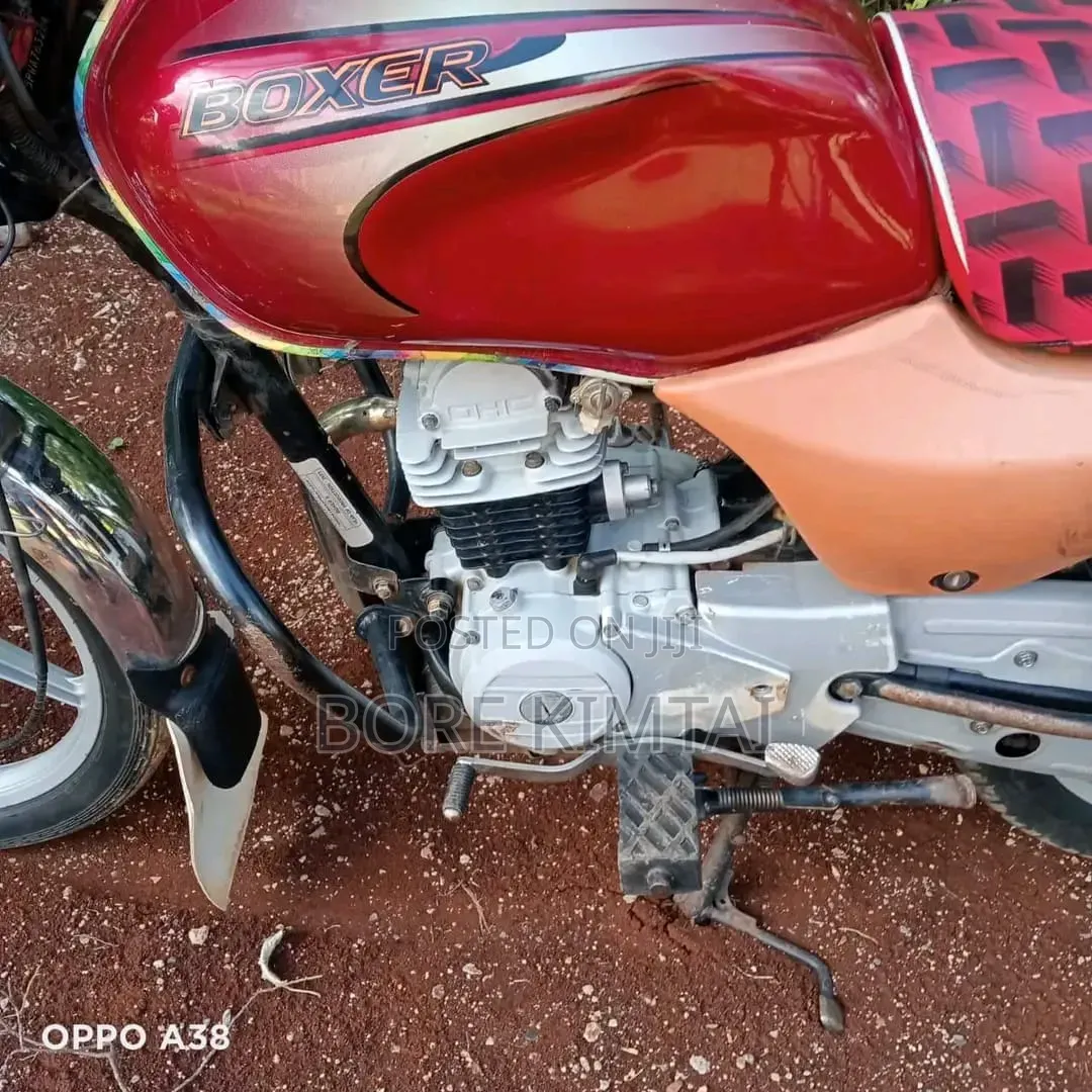 Bajaj Boxer 2024 Red