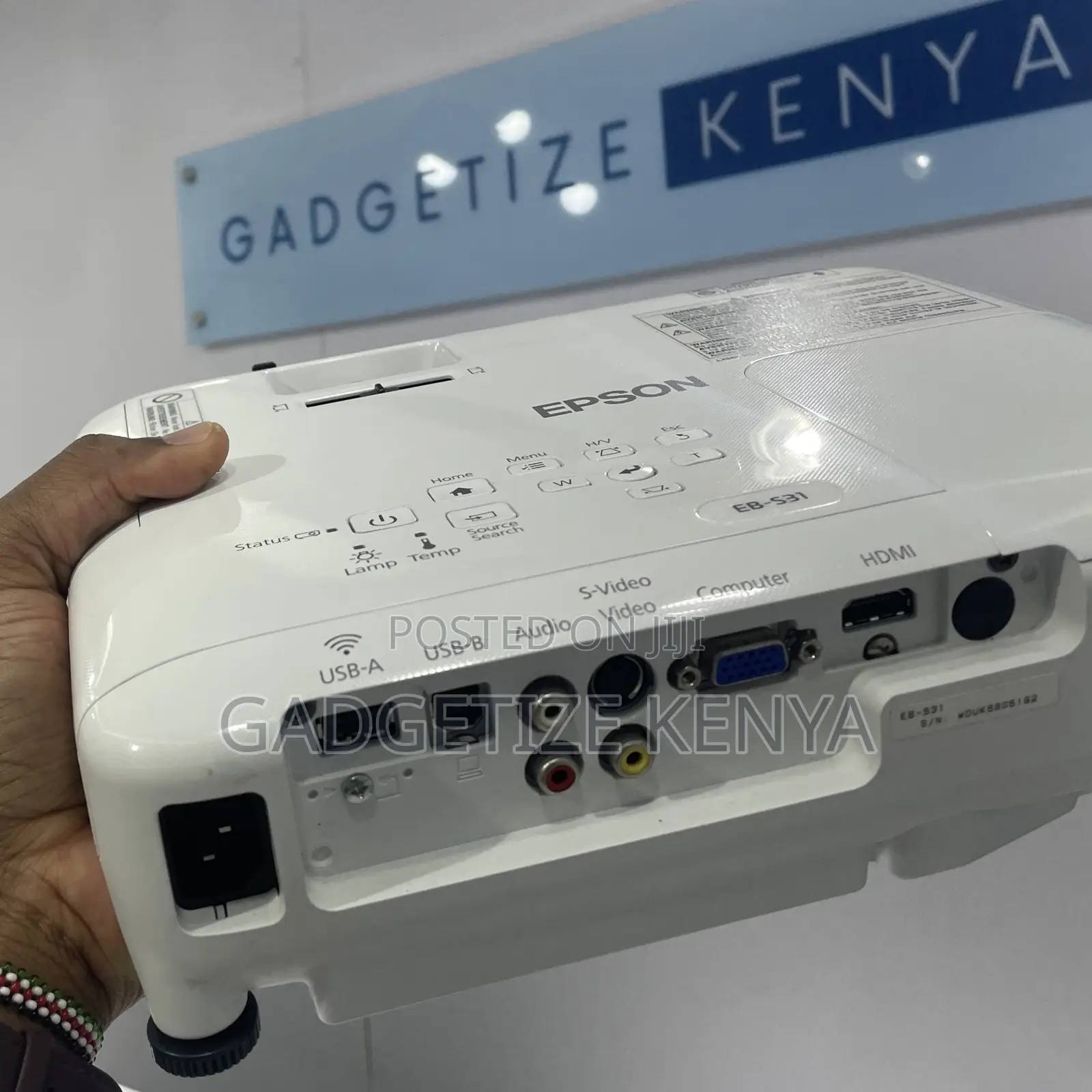 Pre-Owned Epson EB-S31 3LCD Projector
