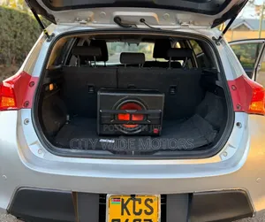 Toyota Auris 2012 Silver