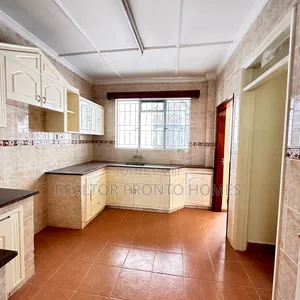 3bdrm Apartment in Kilimani, Hurlingham for rent