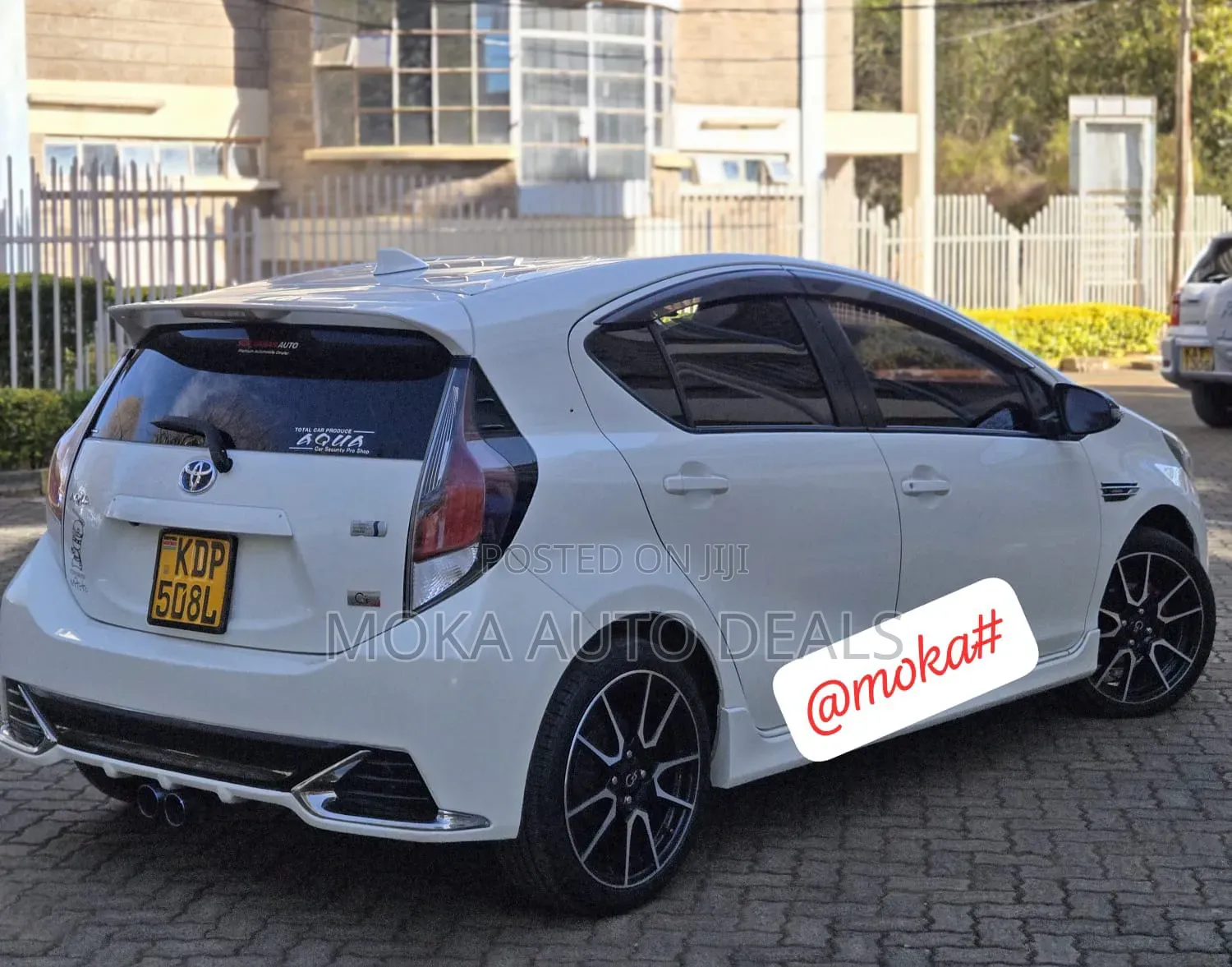 Toyota Aqua 2016 White