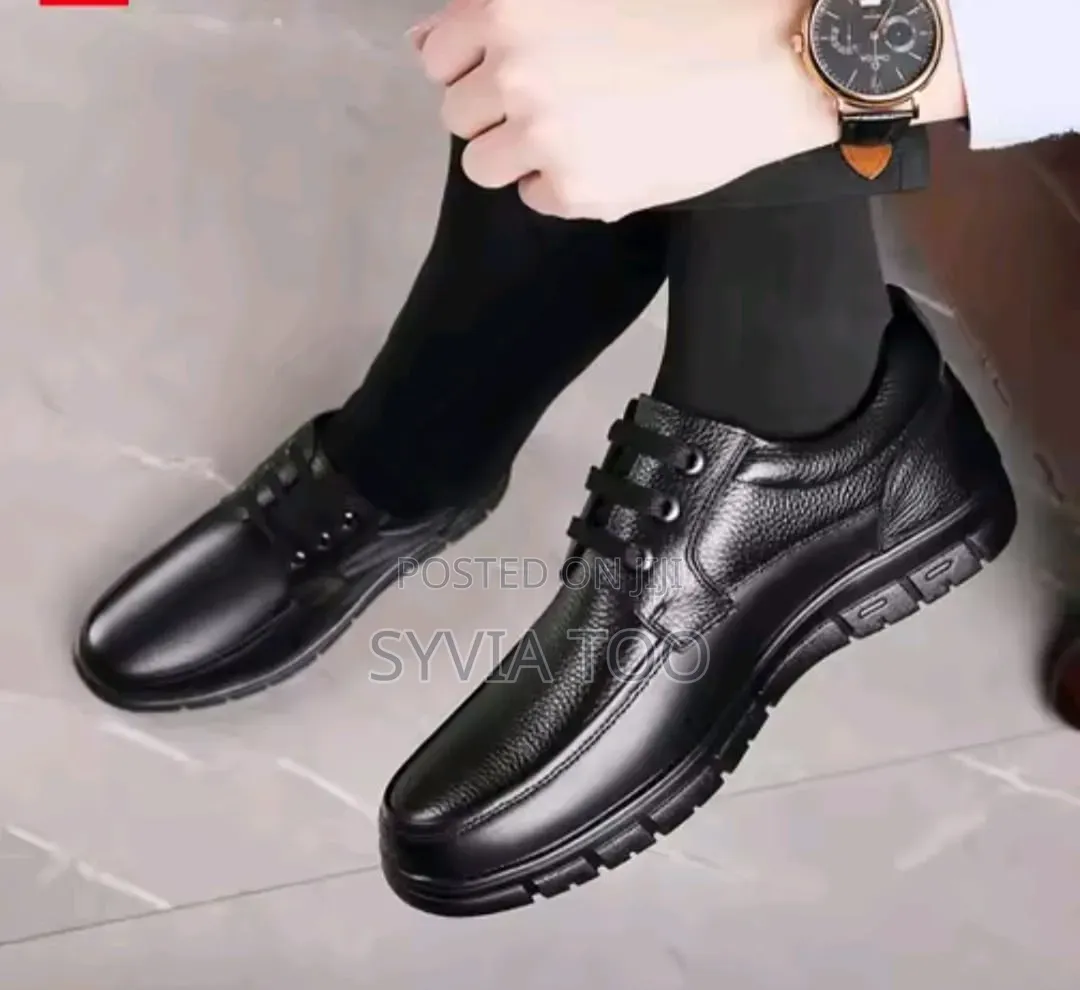 Laced Men Classic Casuals