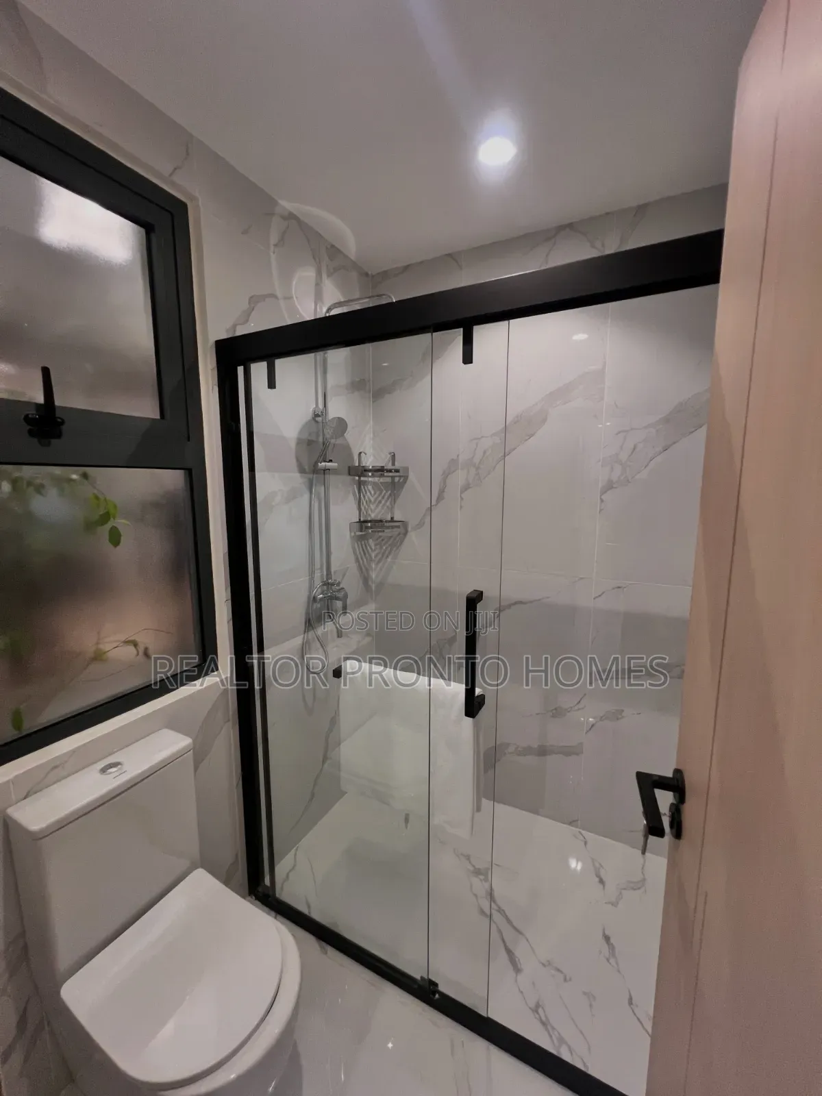 1bdrm Apartment in Westlands Nairobi, Raphta Road Area for sale