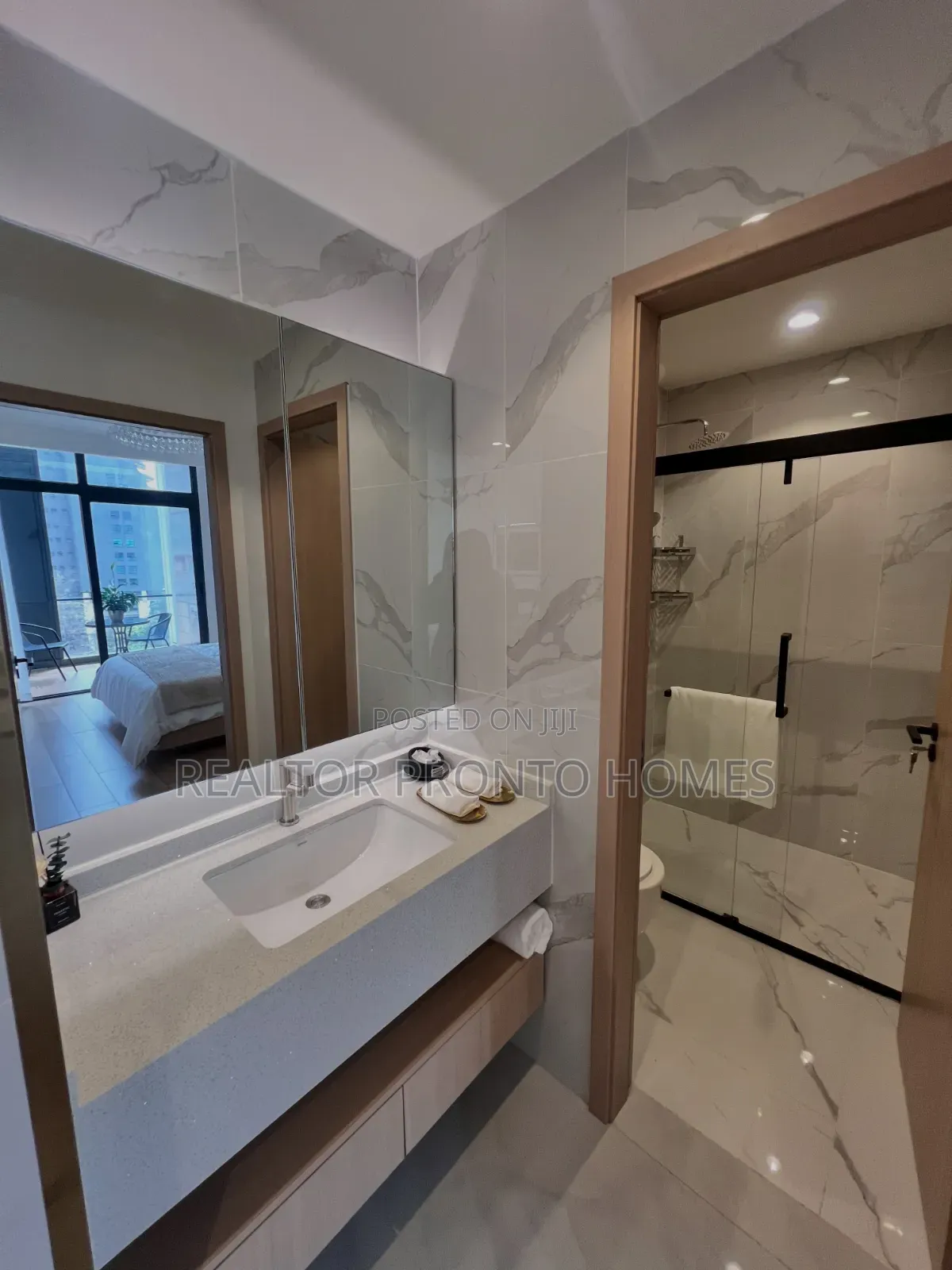 1bdrm Apartment in Westlands Nairobi, Raphta Road Area for sale