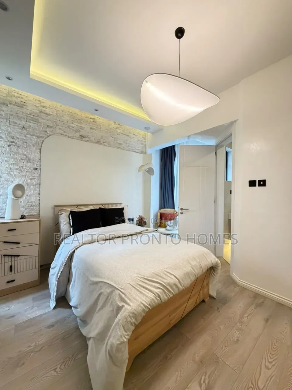 3bdrm Apartment in Parklands for sale