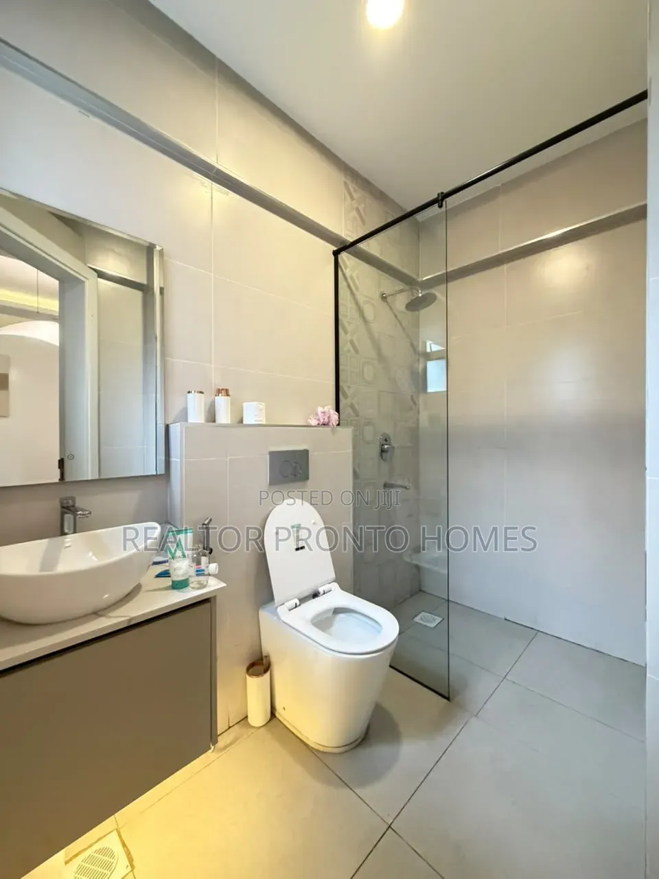 3bdrm Apartment in Parklands for sale