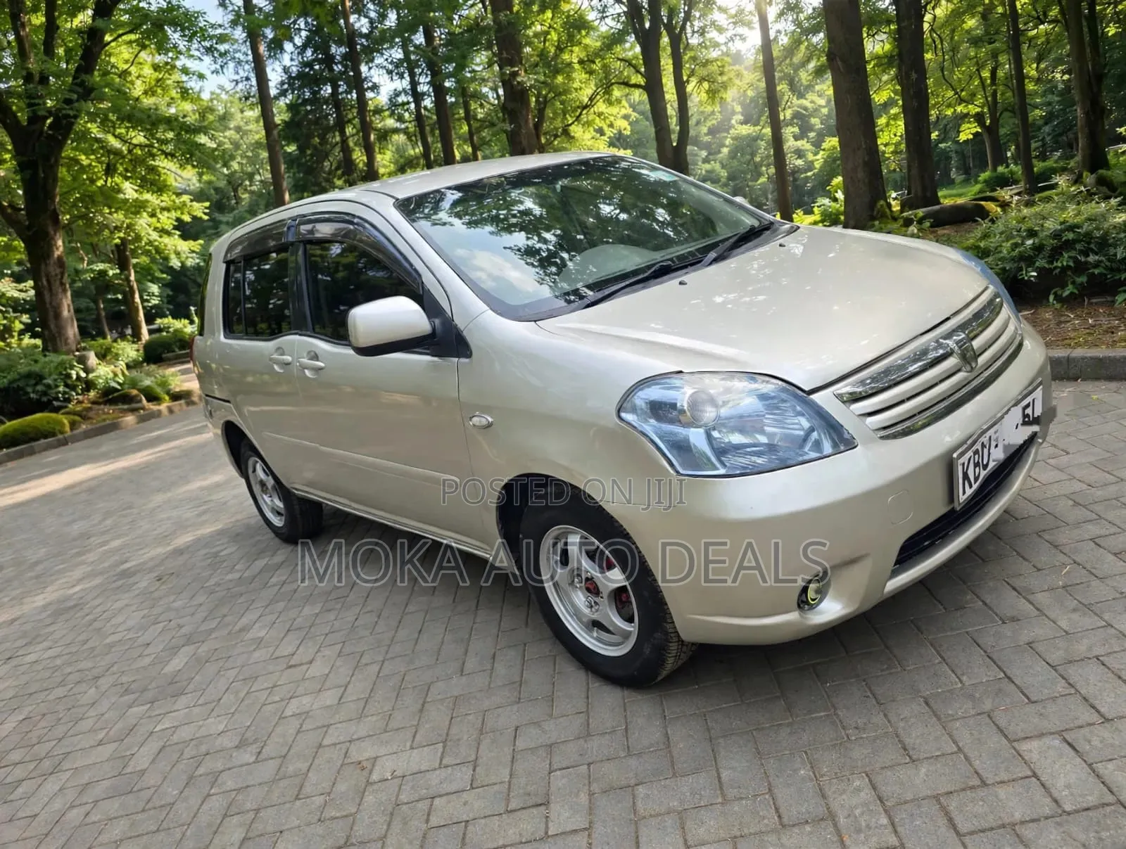 Toyota Raum 1.5 FWD 2006 Gold