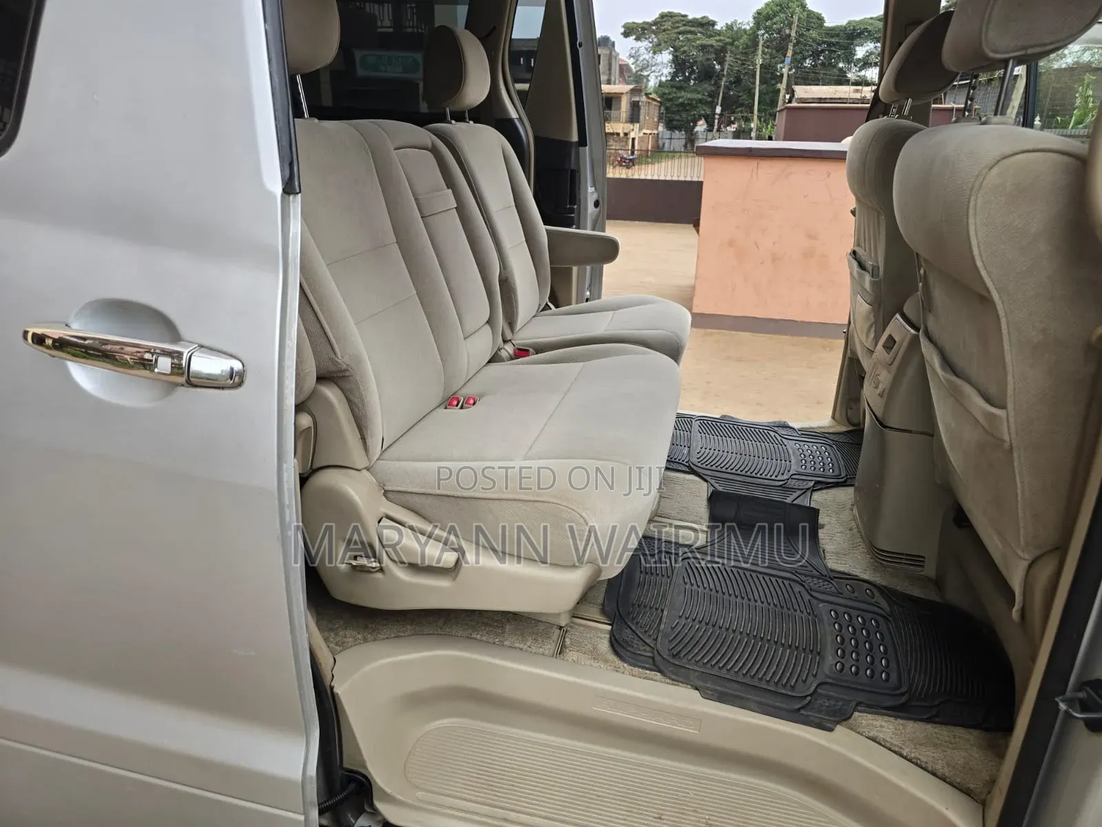 Toyota Alphard 2.4 Hybrid AWD 2007 Silver