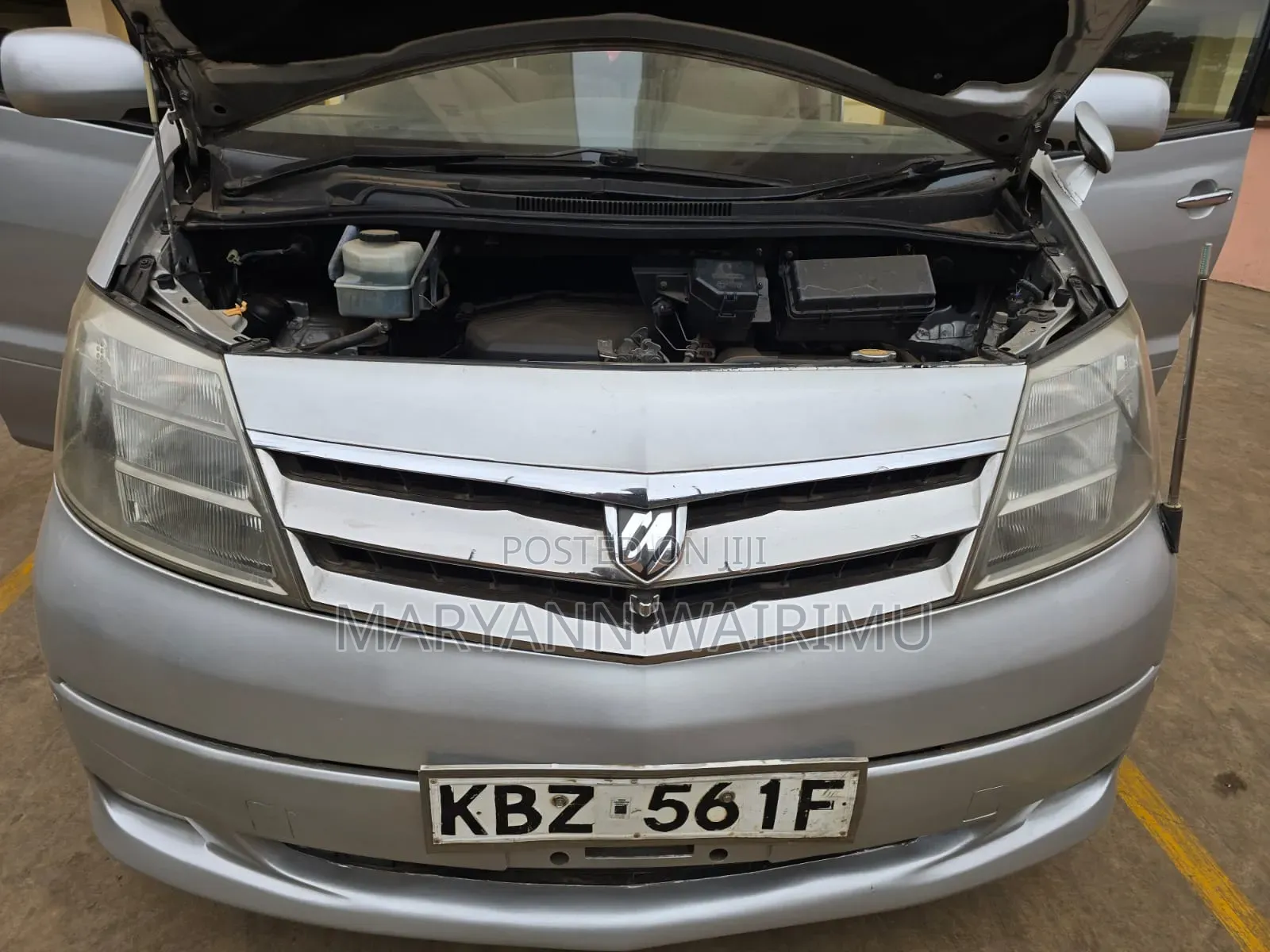 Toyota Alphard 2.4 Hybrid AWD 2007 Silver