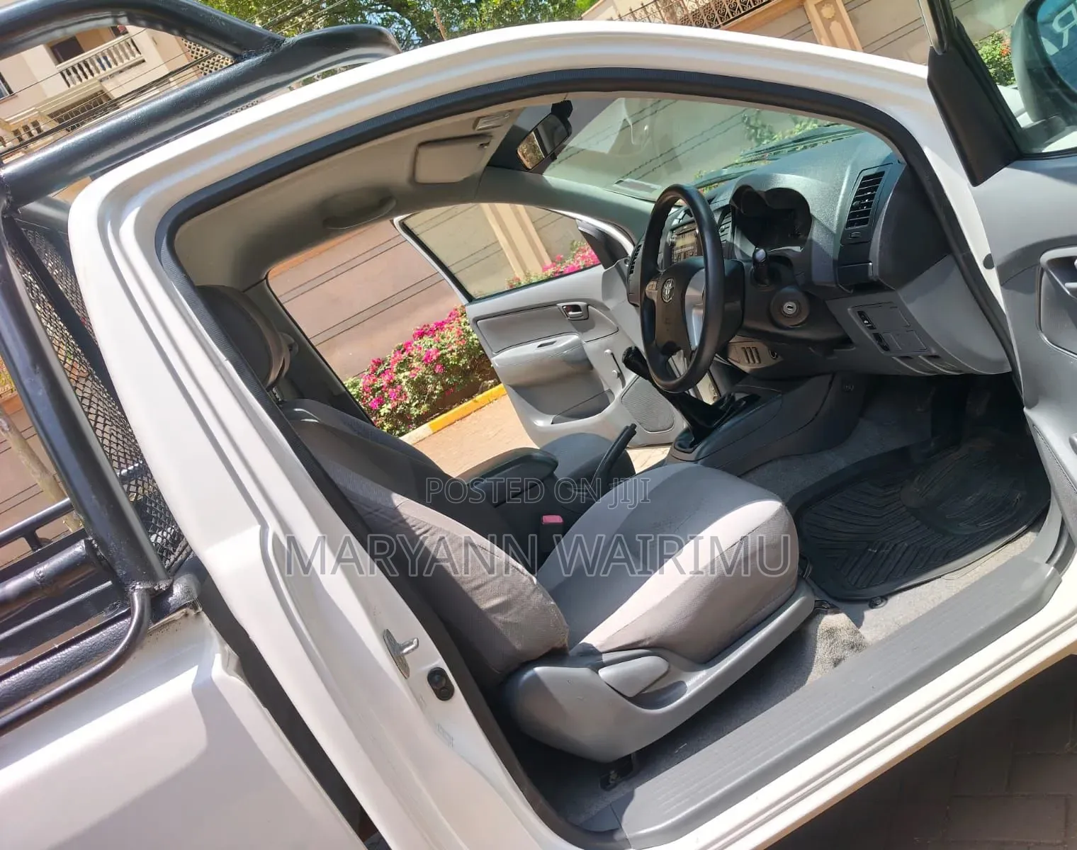 Toyota Hilux 2015 White