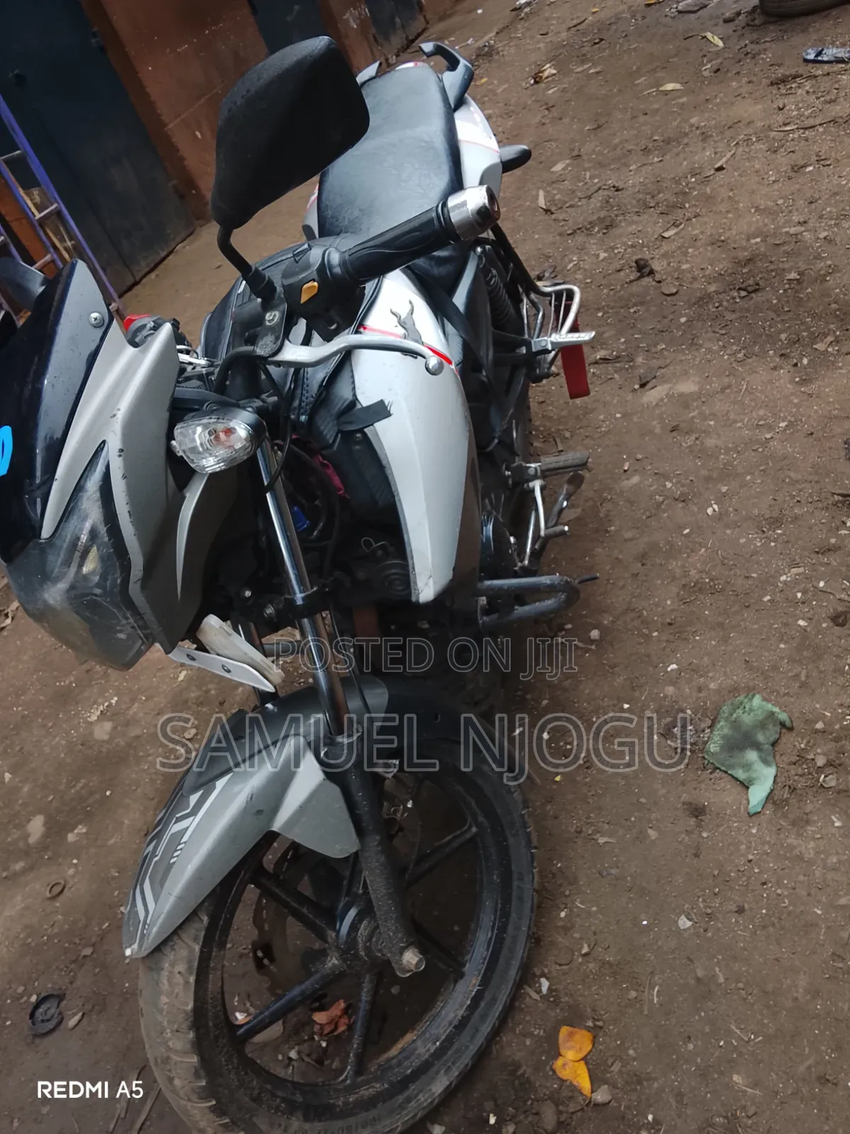 TVS Apache RTR 160 2V 2018 Gray