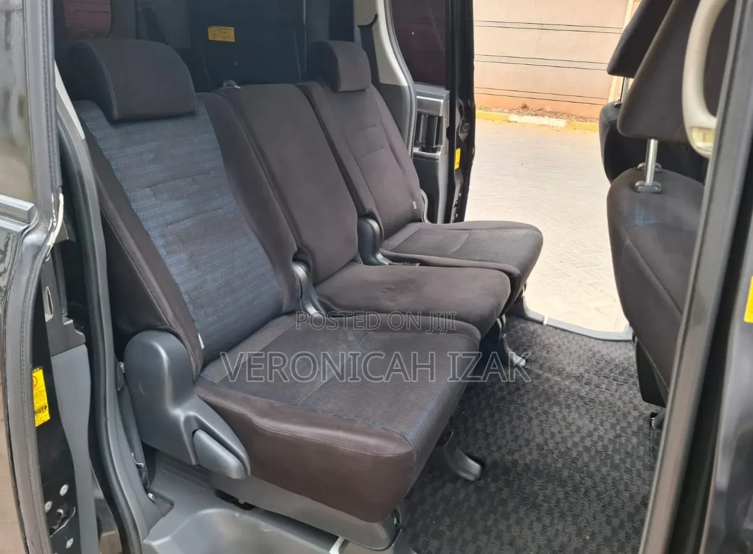 Toyota Voxy 2010 Black