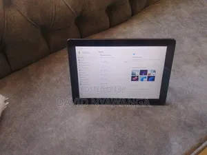 New Laptop HP Pro X2 612 G2 8GB Intel Core i7 SSD 256GB