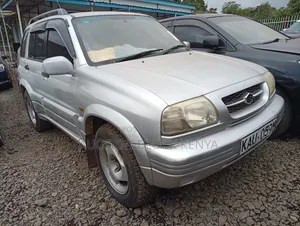 Suzuki Escudo 1998 Silver