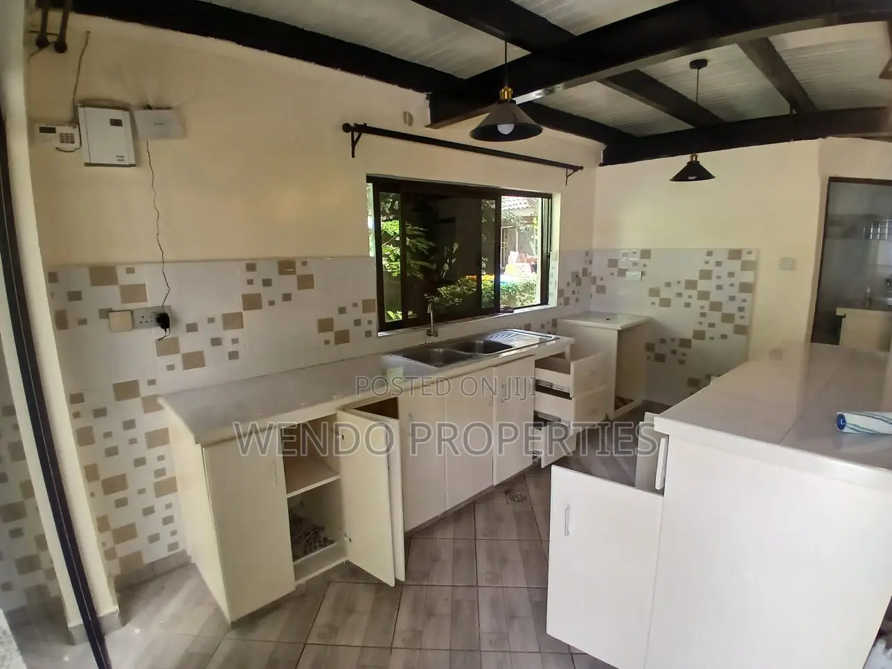 Studio Apartment in Karen C for rent