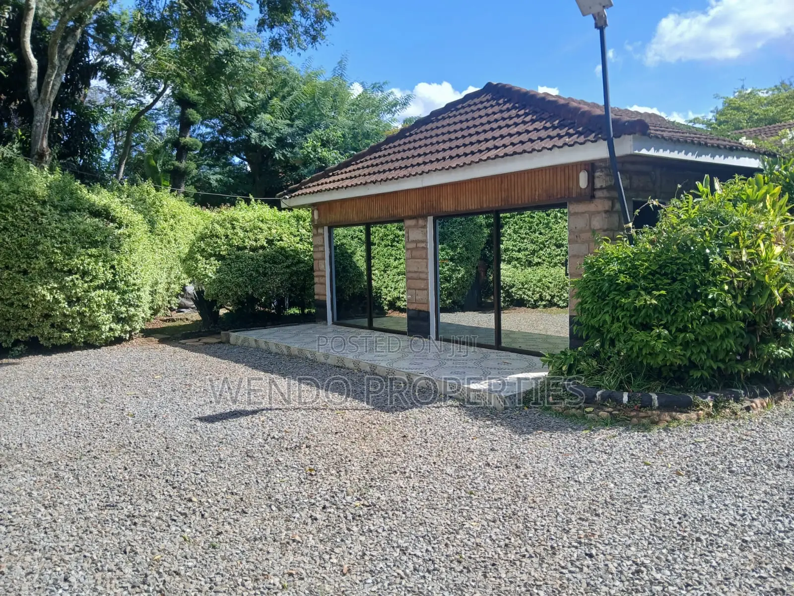 Studio Apartment in Karen C for rent