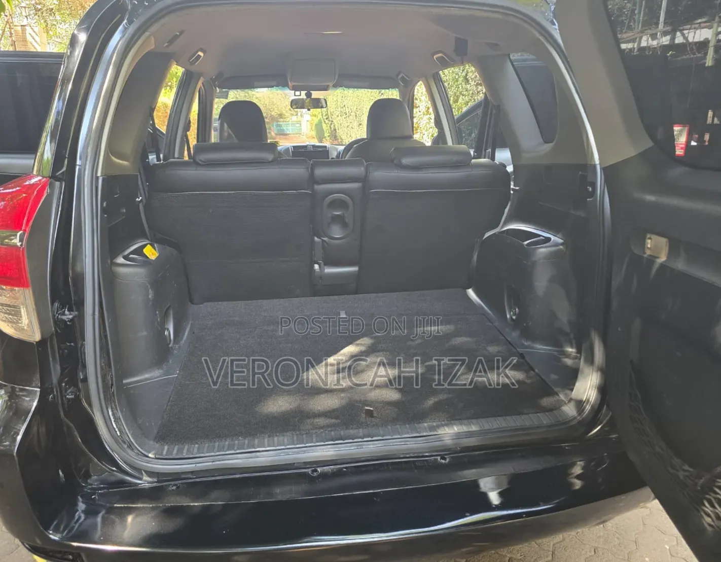 Toyota Vanguard 2012 Black