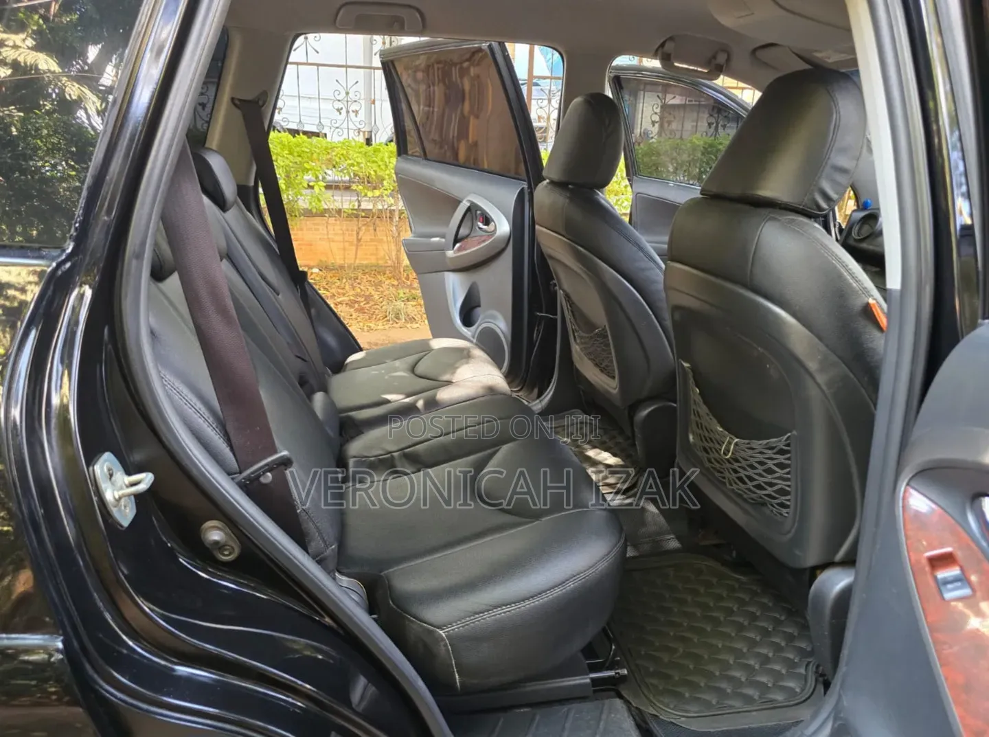 Toyota Vanguard 2012 Black