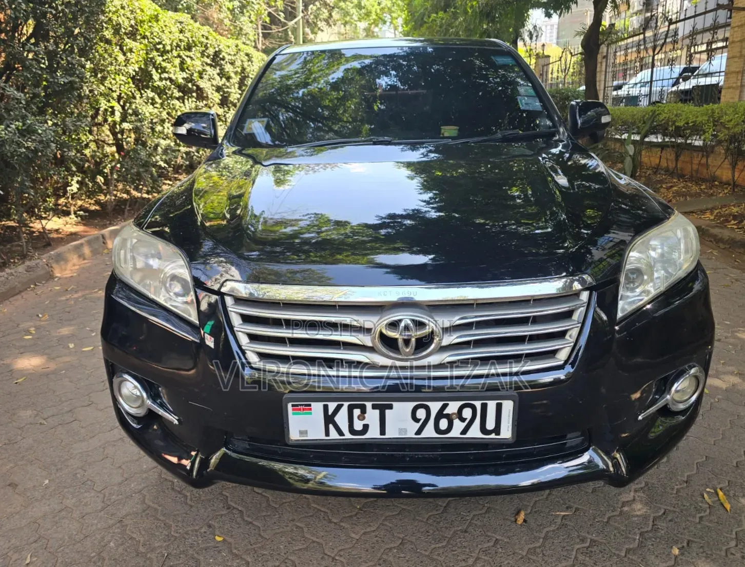 Toyota Vanguard 2012 Black