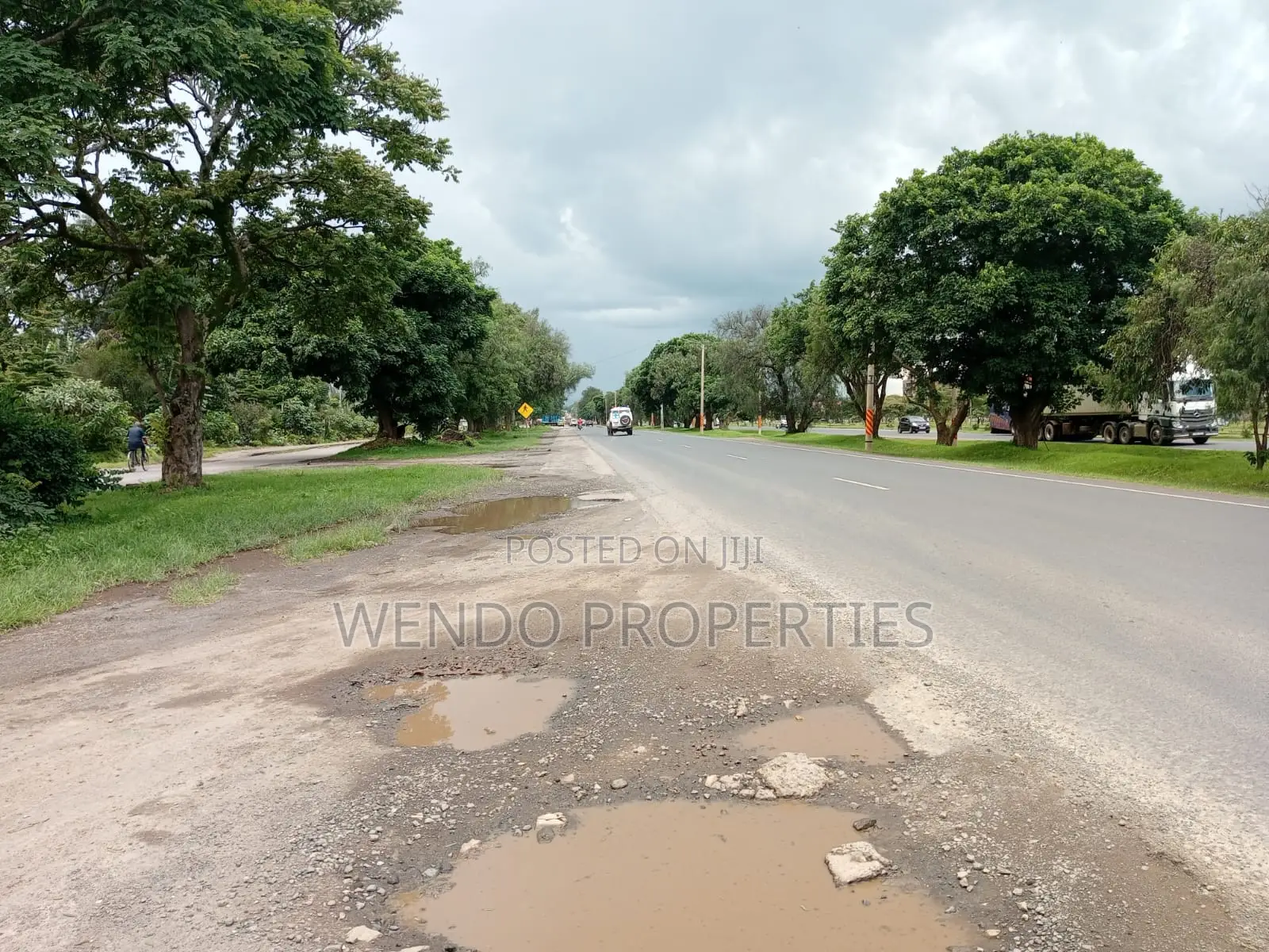 Prime 1⁄4-Acre Commercial Plot for Sale Along Nairobi–nakuru Highway