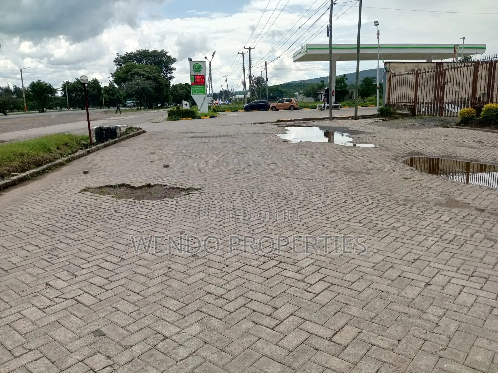 Prime 1⁄4-Acre Commercial Plot for Sale Along Nairobi–nakuru Highway