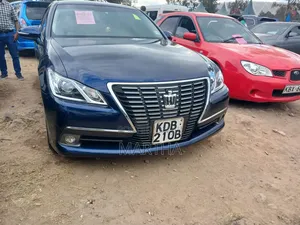 Toyota Crown 2013 Blue
