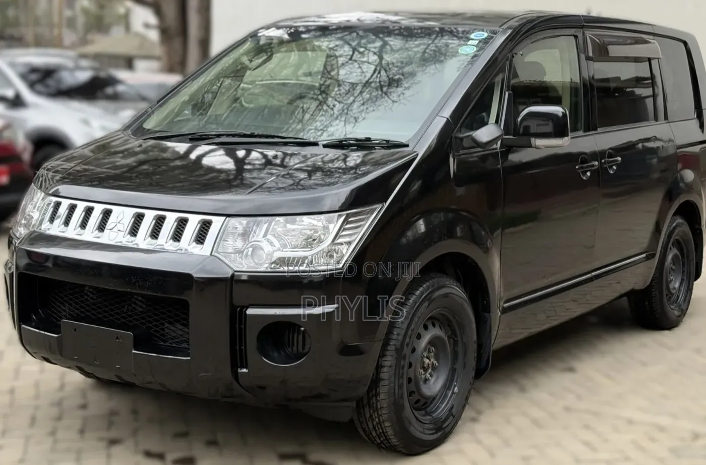 Mitsubishi Delica 2019 Black