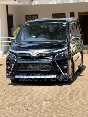 Toyota Voxy V 2WD 7-Seater 2019 Black