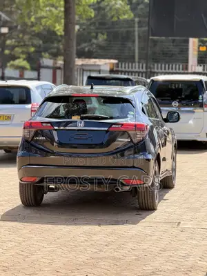 Honda Vezel 1.5 Hybrid 4WD 2019 Black