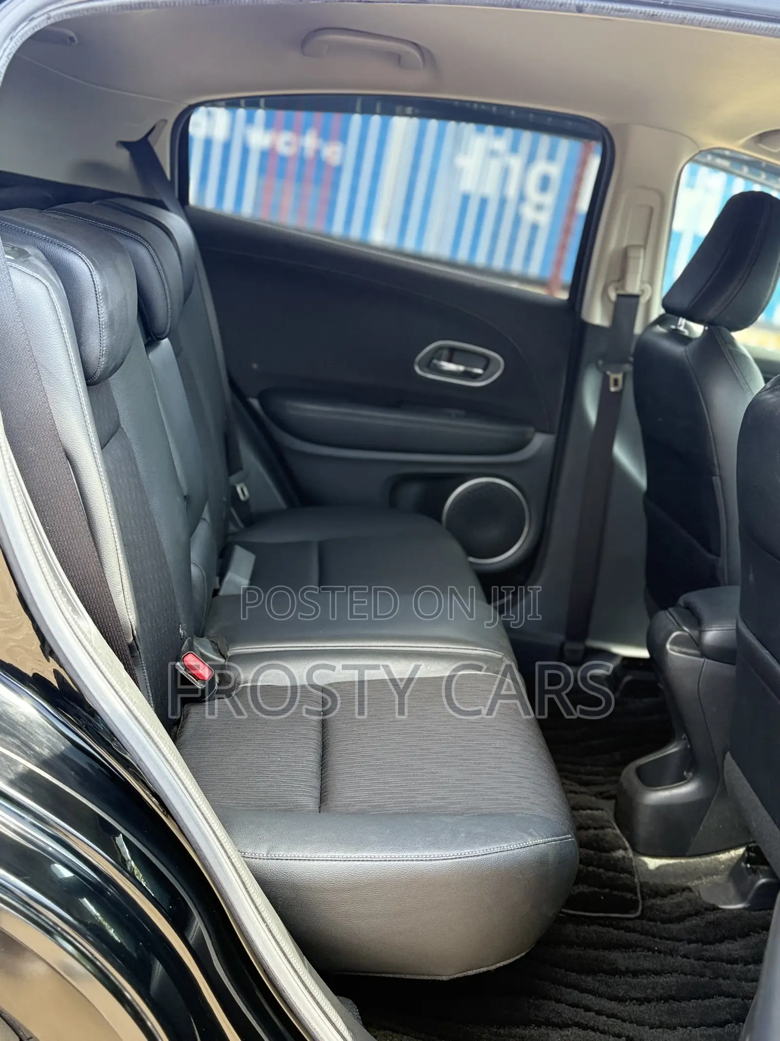 Honda Vezel 1.5 Hybrid 4WD 2019 Black