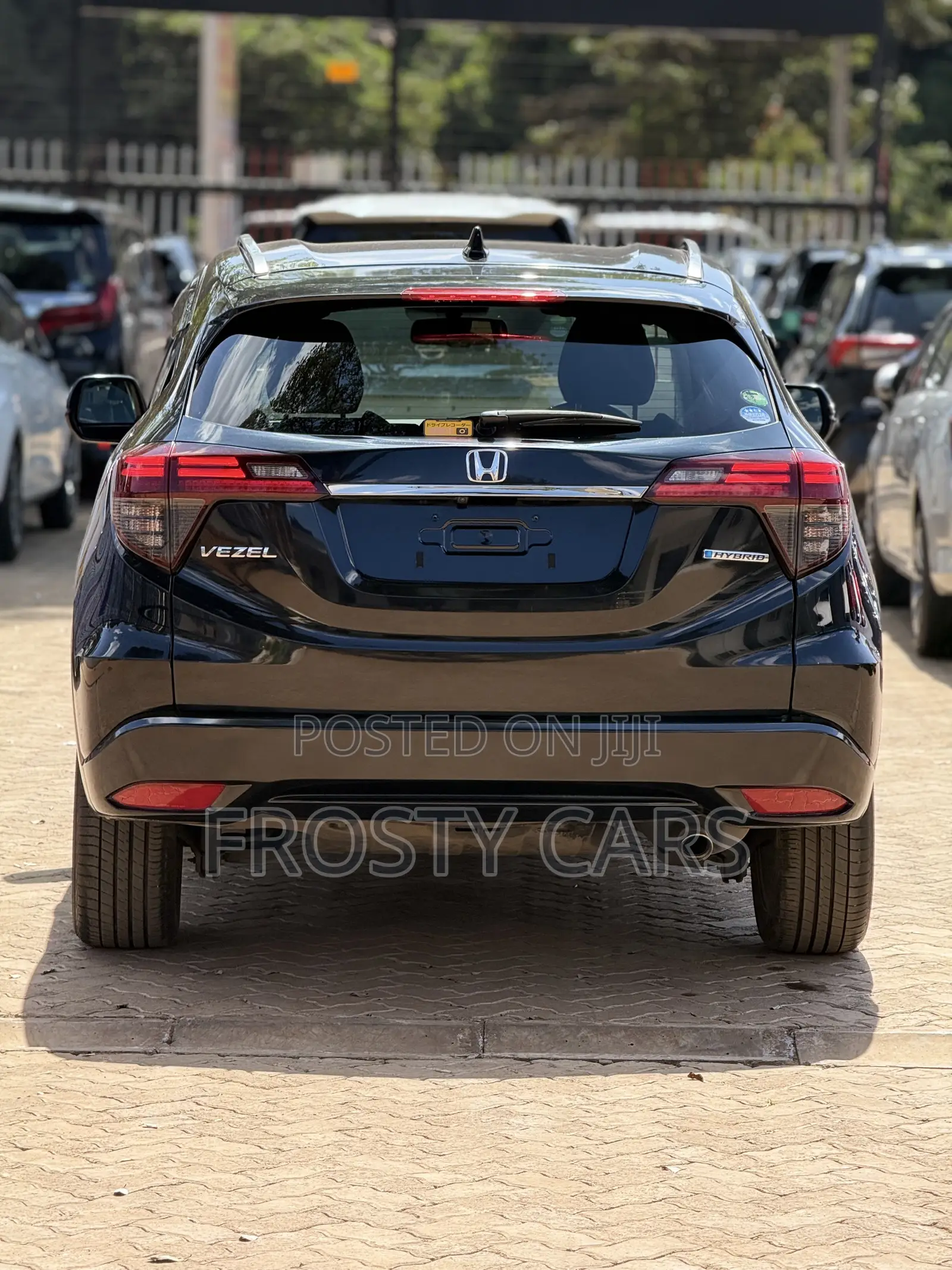 Honda Vezel 1.5 Hybrid 4WD 2019 Black