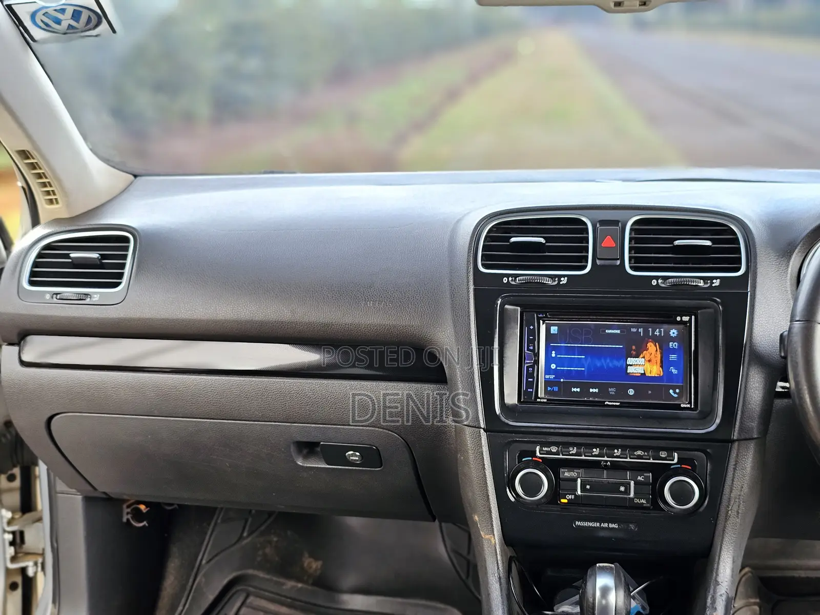 Volkswagen Golf Variant 2011 Silver