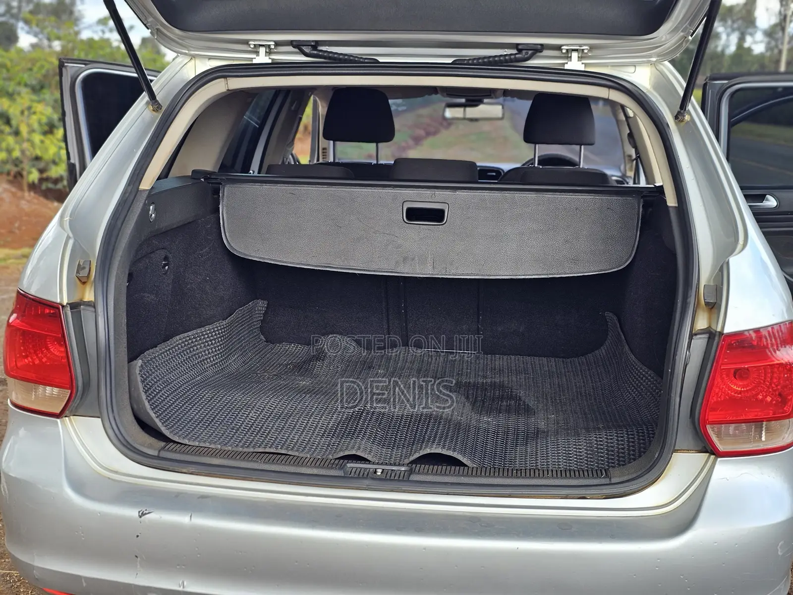 Volkswagen Golf Variant 2011 Silver