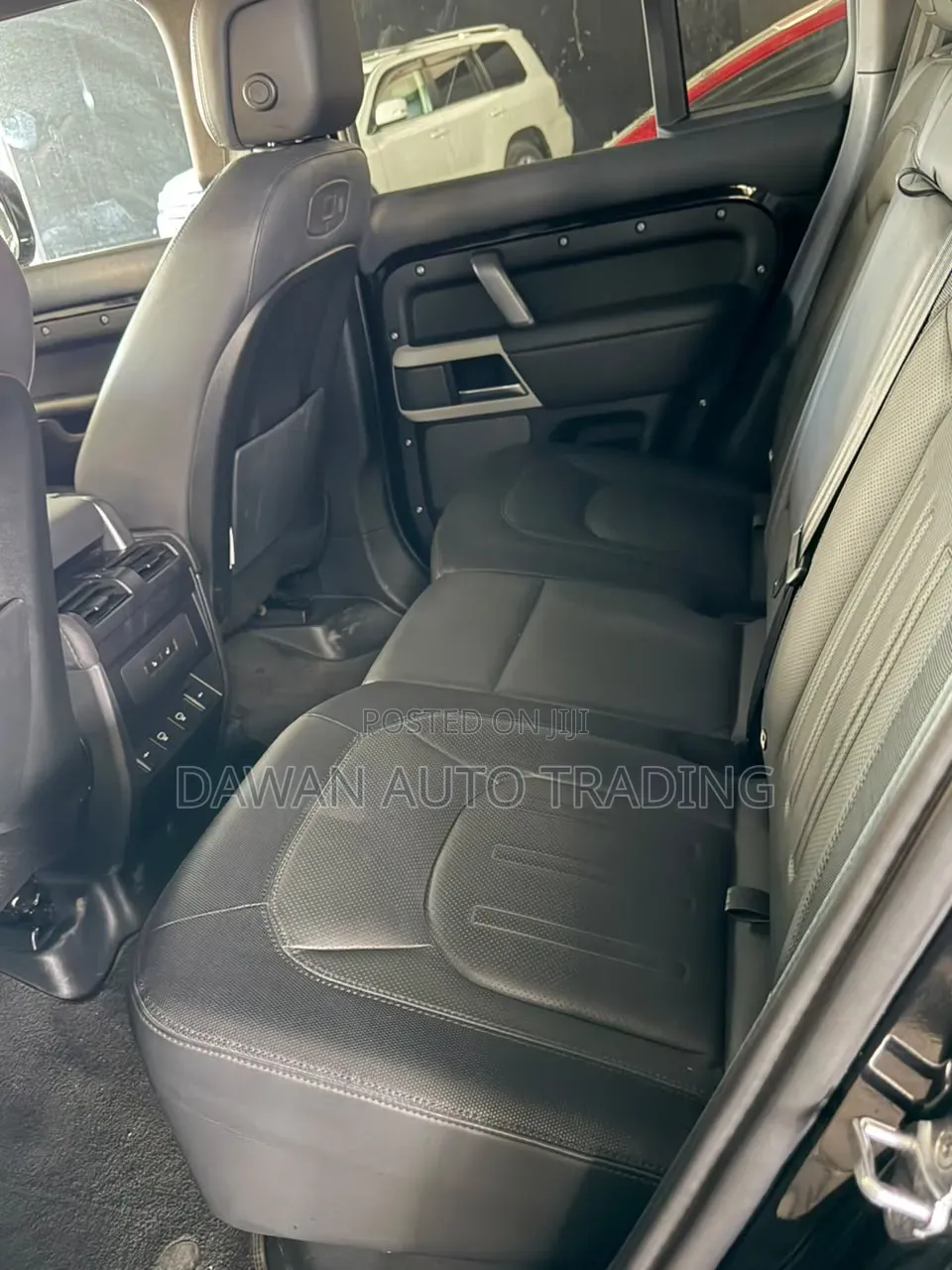 Land Rover Defender 2022 Black