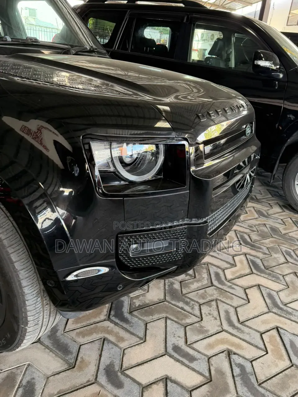 Land Rover Defender 2022 Black