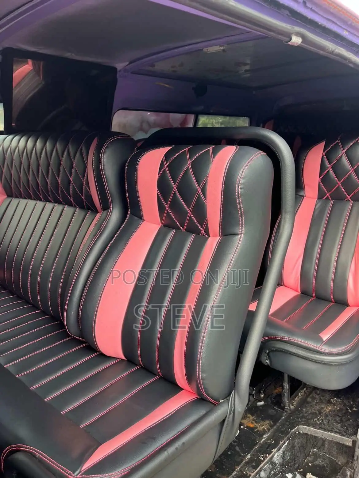 New Nissan Caravan (Urvan) 1992 Pink